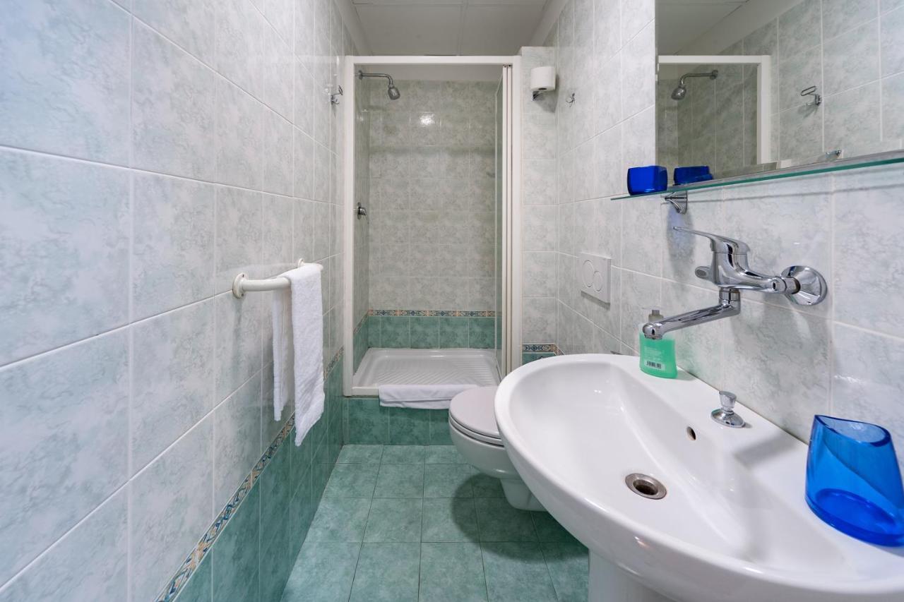 Monticello Apartment Via Cavour Roma Ngoại thất bức ảnh